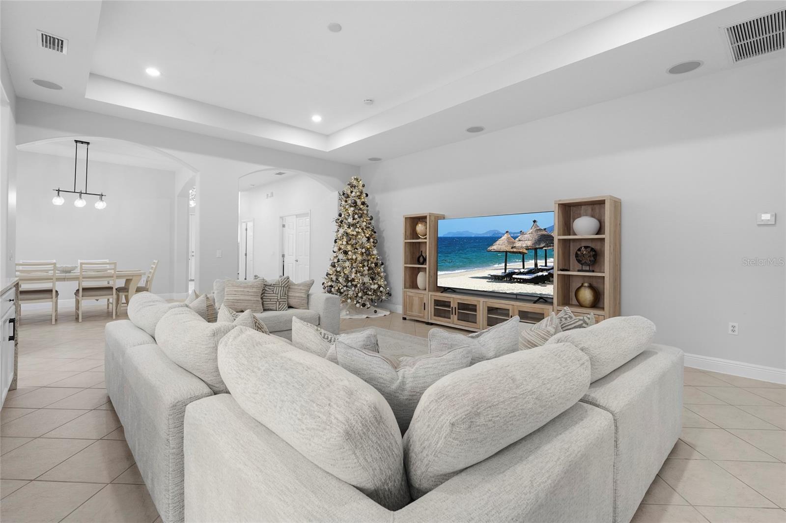 Image 5 of 84 For 3628 Summerwind Circle