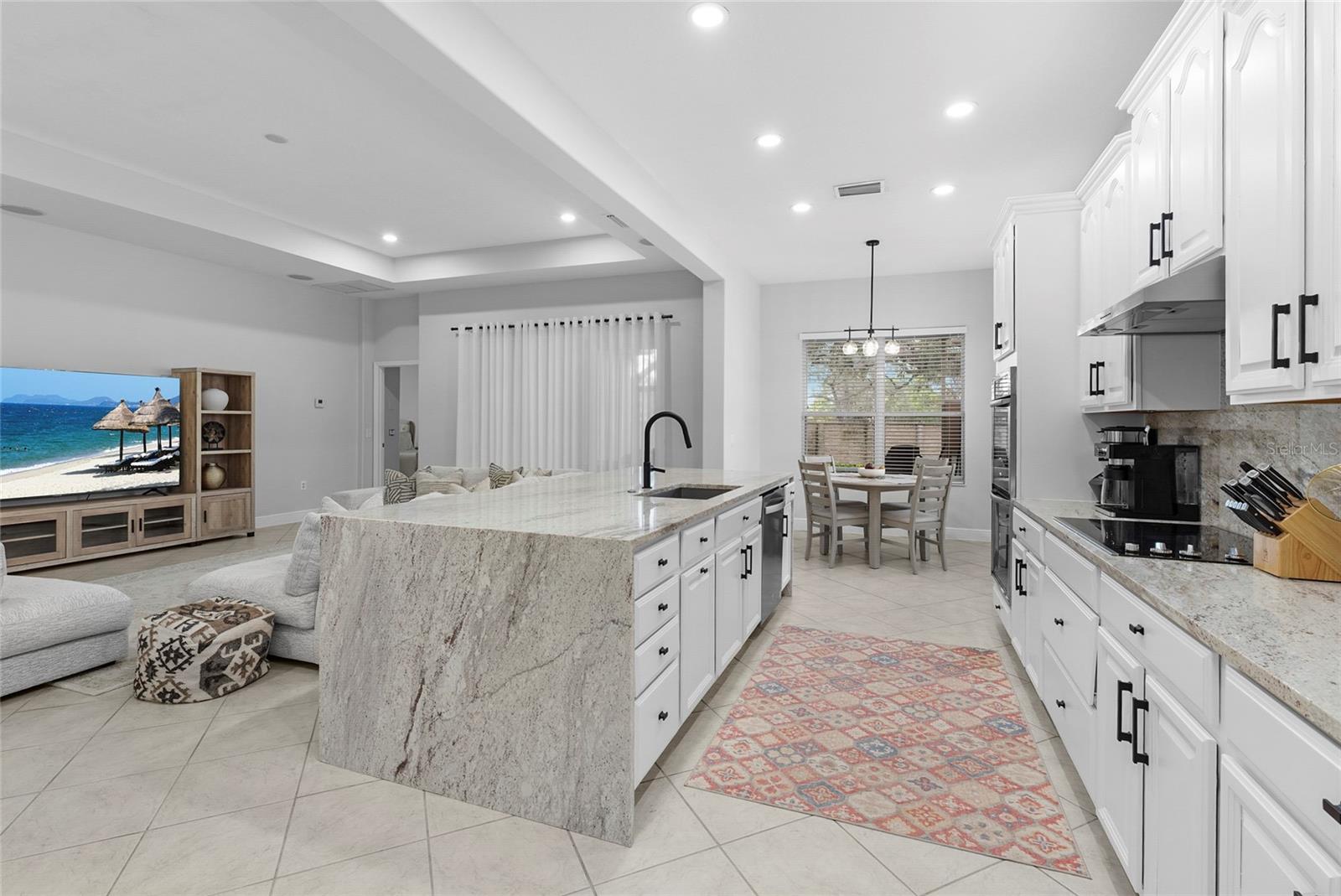 Image 7 of 84 For 3628 Summerwind Circle