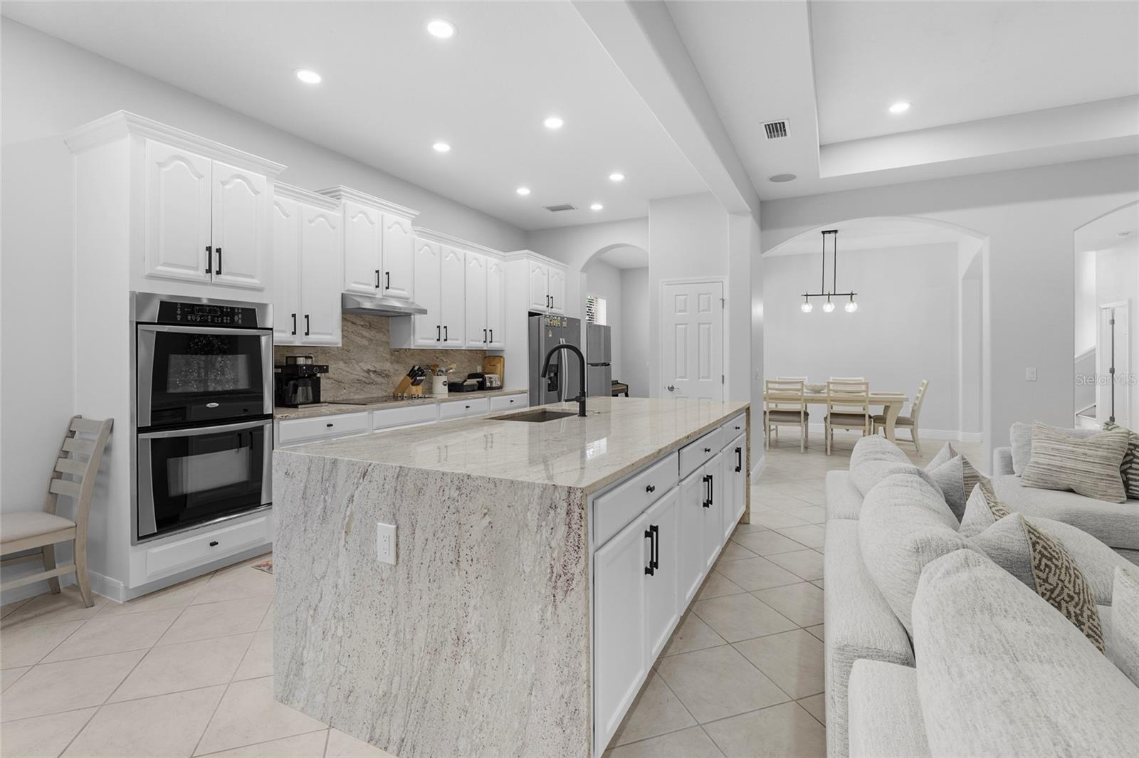 Image 9 of 84 For 3628 Summerwind Circle