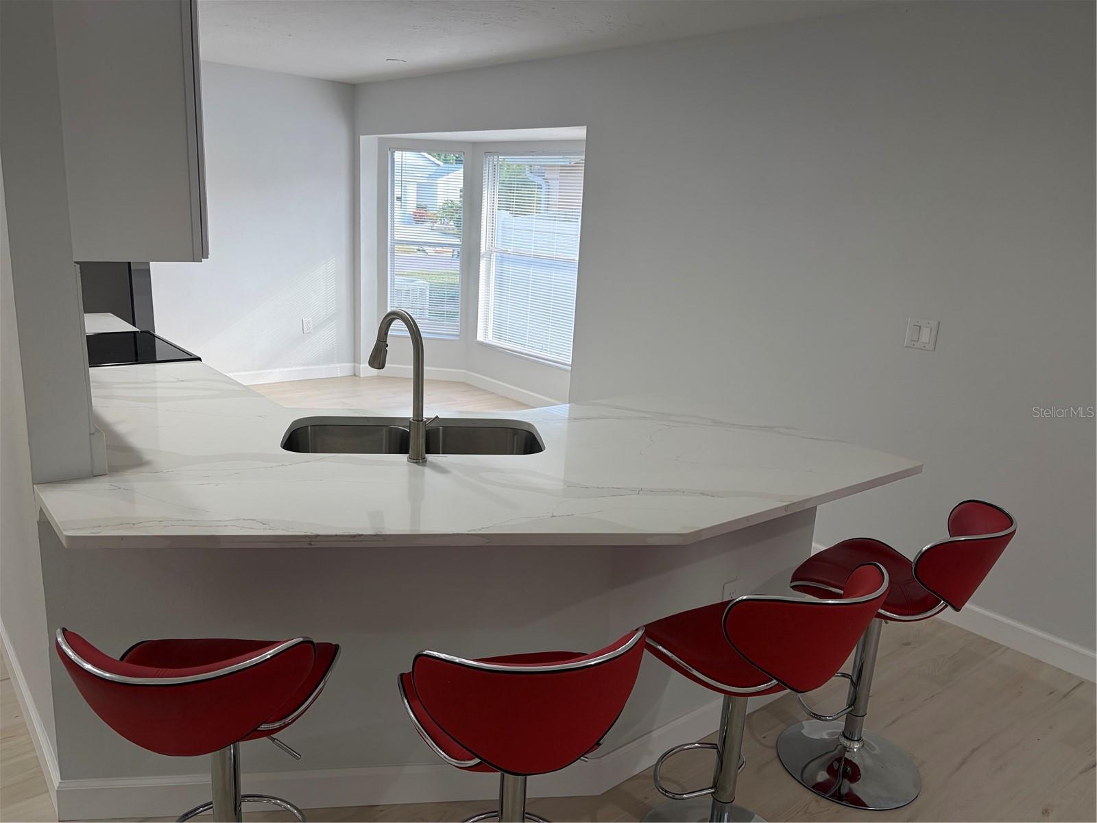 Image 30 of 77 For 6928 43rd Court E