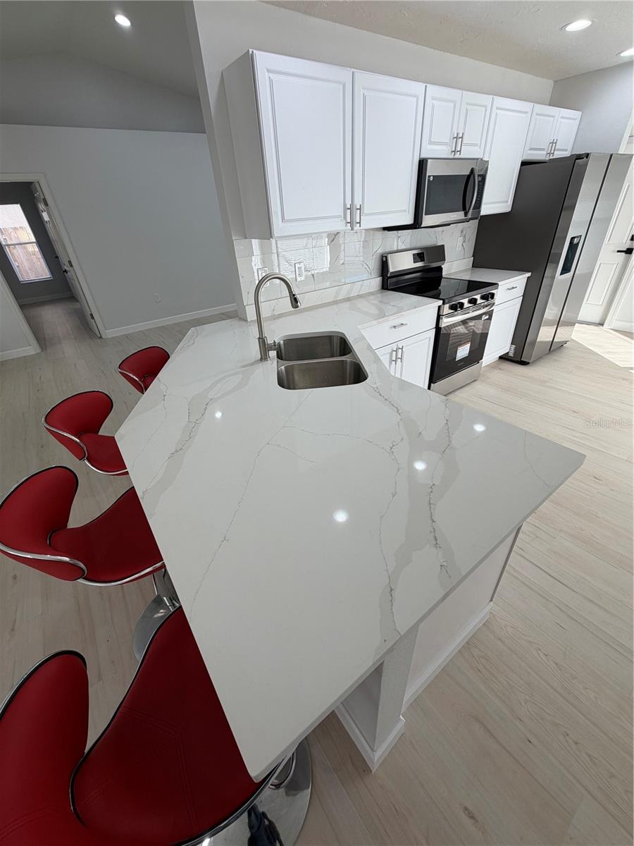 Image 34 of 77 For 6928 43rd Court E