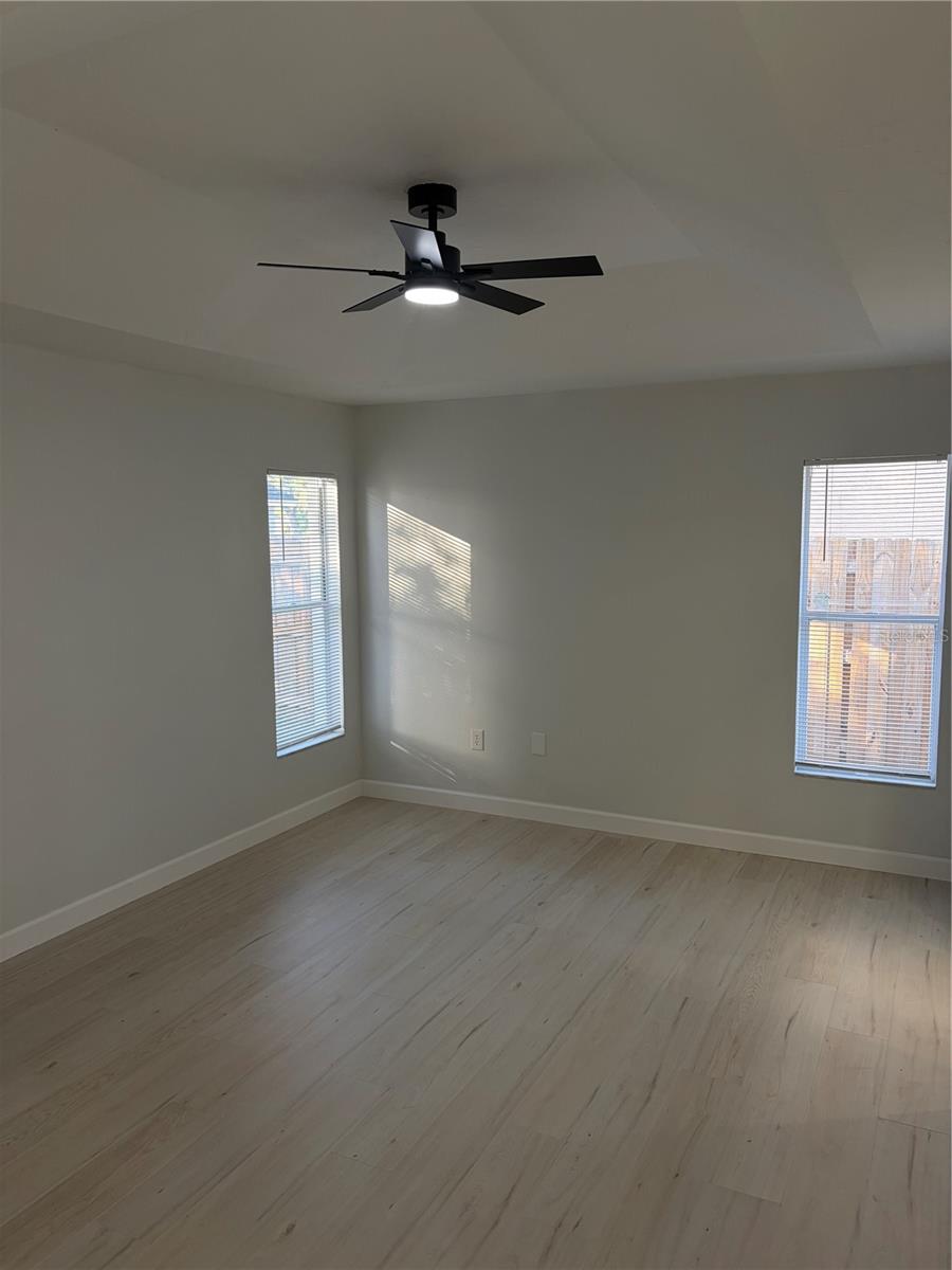 Image 40 of 77 For 6928 43rd Court E