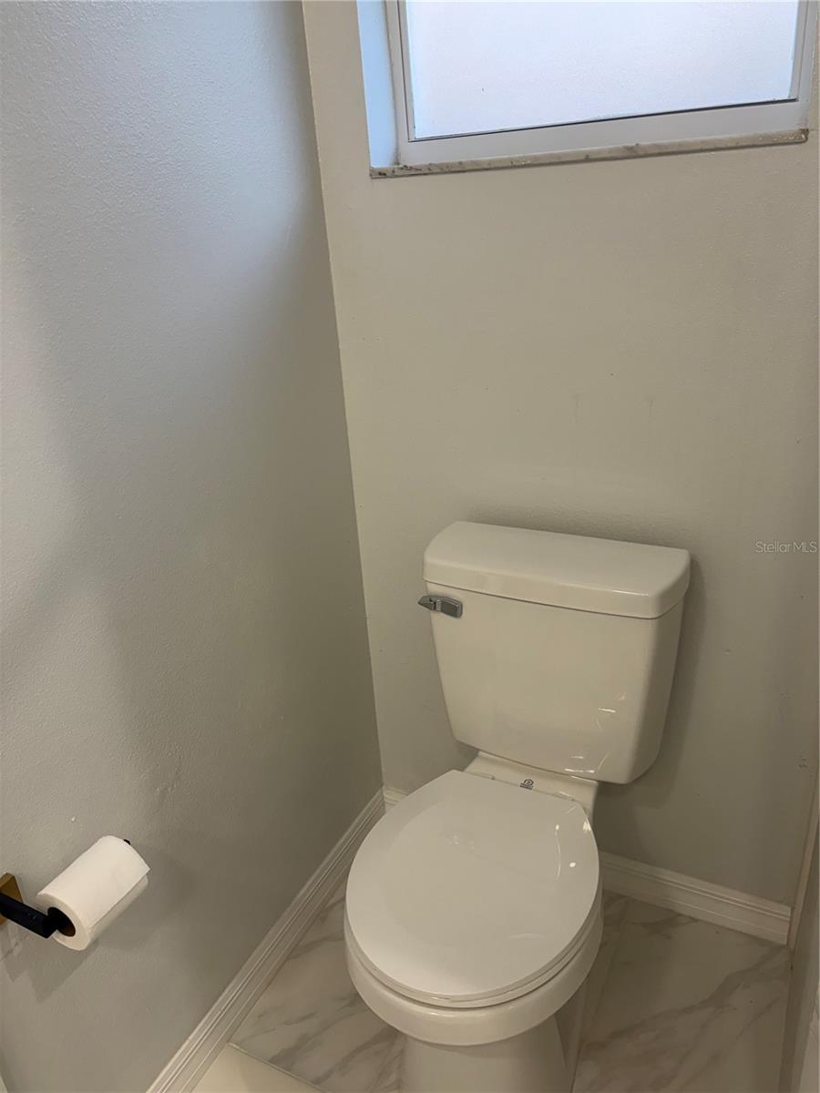 Image 51 of 77 For 6928 43rd Court E