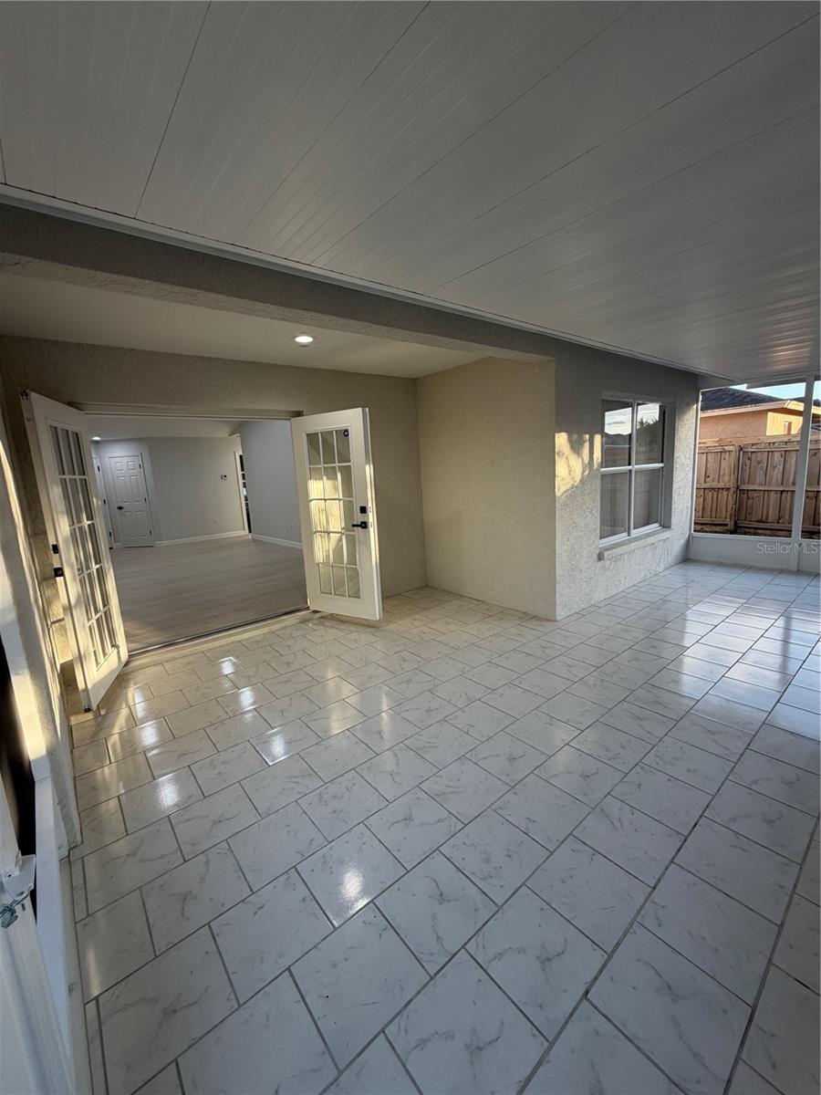 Image 57 of 77 For 6928 43rd Court E