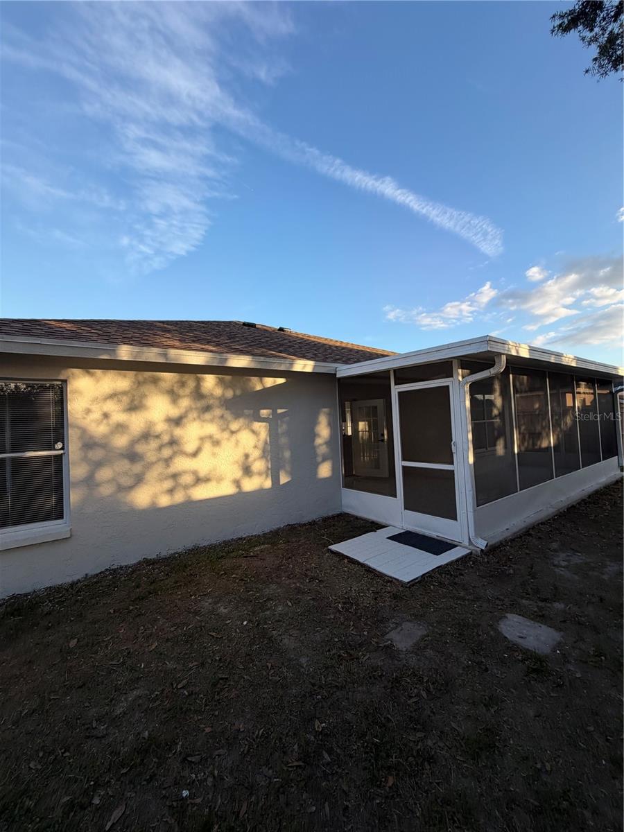 Image 62 of 77 For 6928 43rd Court E