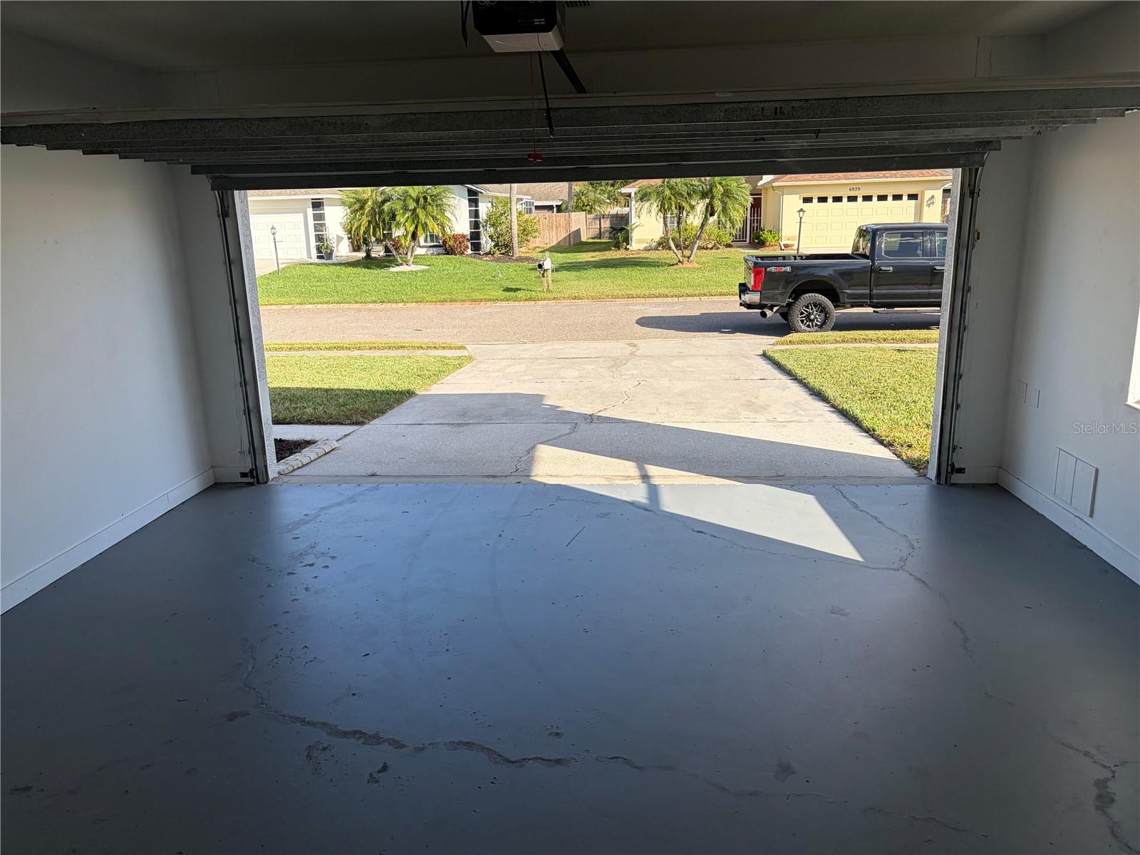 Image 68 of 77 For 6928 43rd Court E