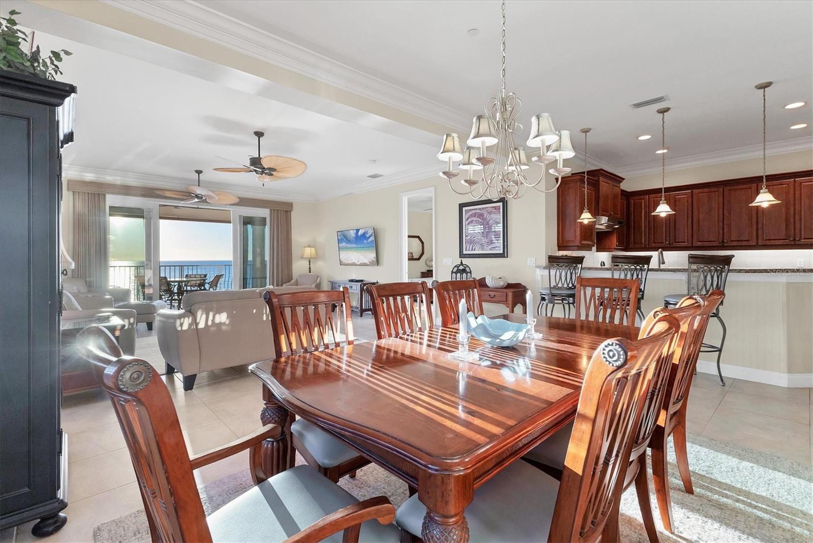 Image 11 of 49 For 6424 Gulf Drive 7