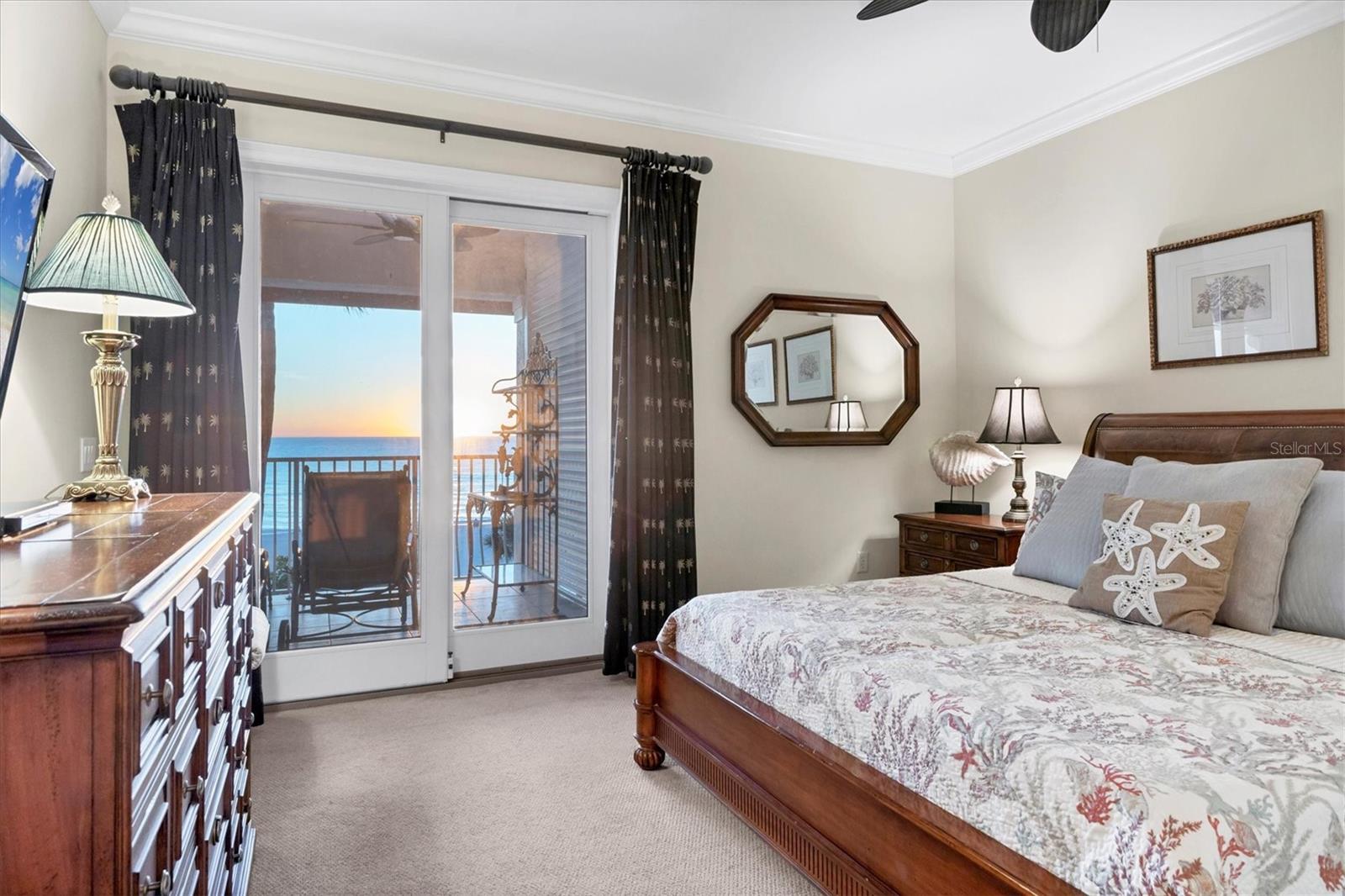 Image 20 of 49 For 6424 Gulf Drive 7