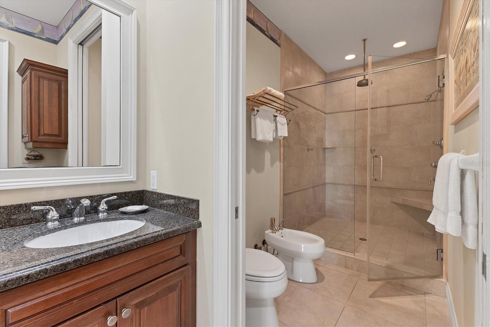 Image 23 of 49 For 6424 Gulf Drive 7