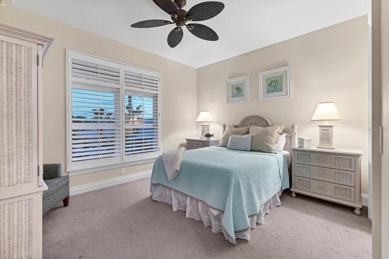 Image 27 of 49 For 6424 Gulf Drive 7