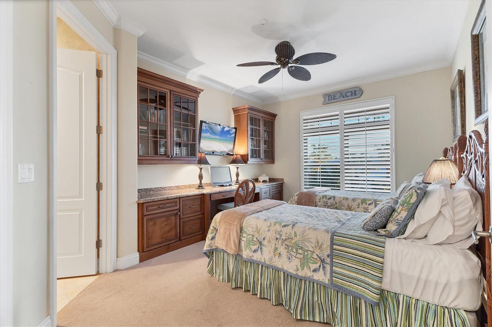 Image 30 of 49 For 6424 Gulf Drive 7