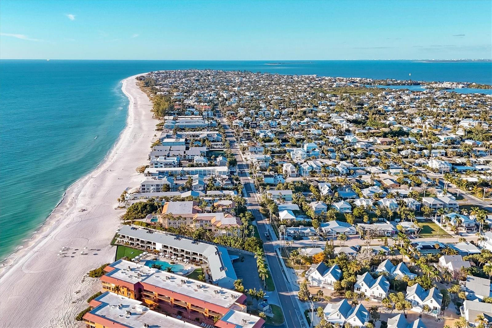 Image 47 of 49 For 6424 Gulf Drive 7