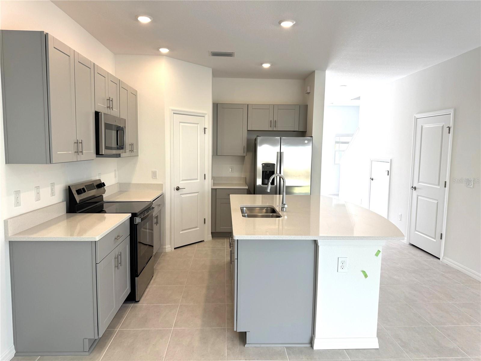 Image 5 of 18 For 16521 Bergamo Place