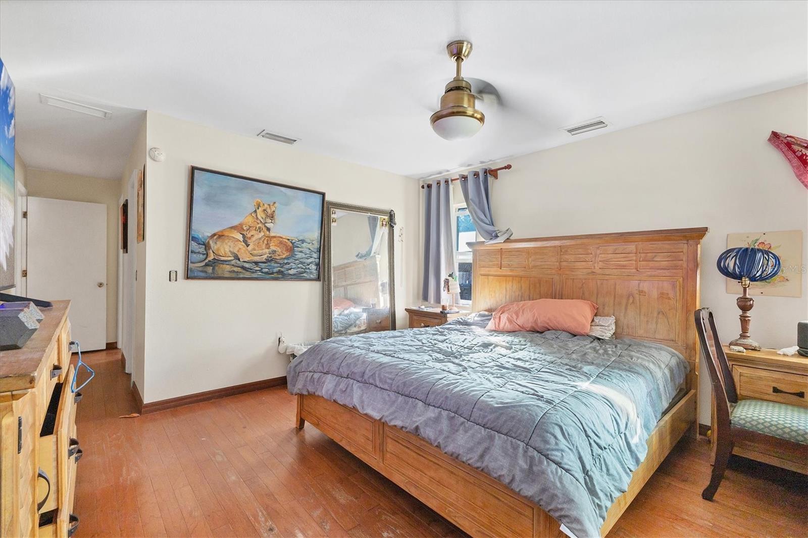 Image 19 of 32 For 1819 Mova Street