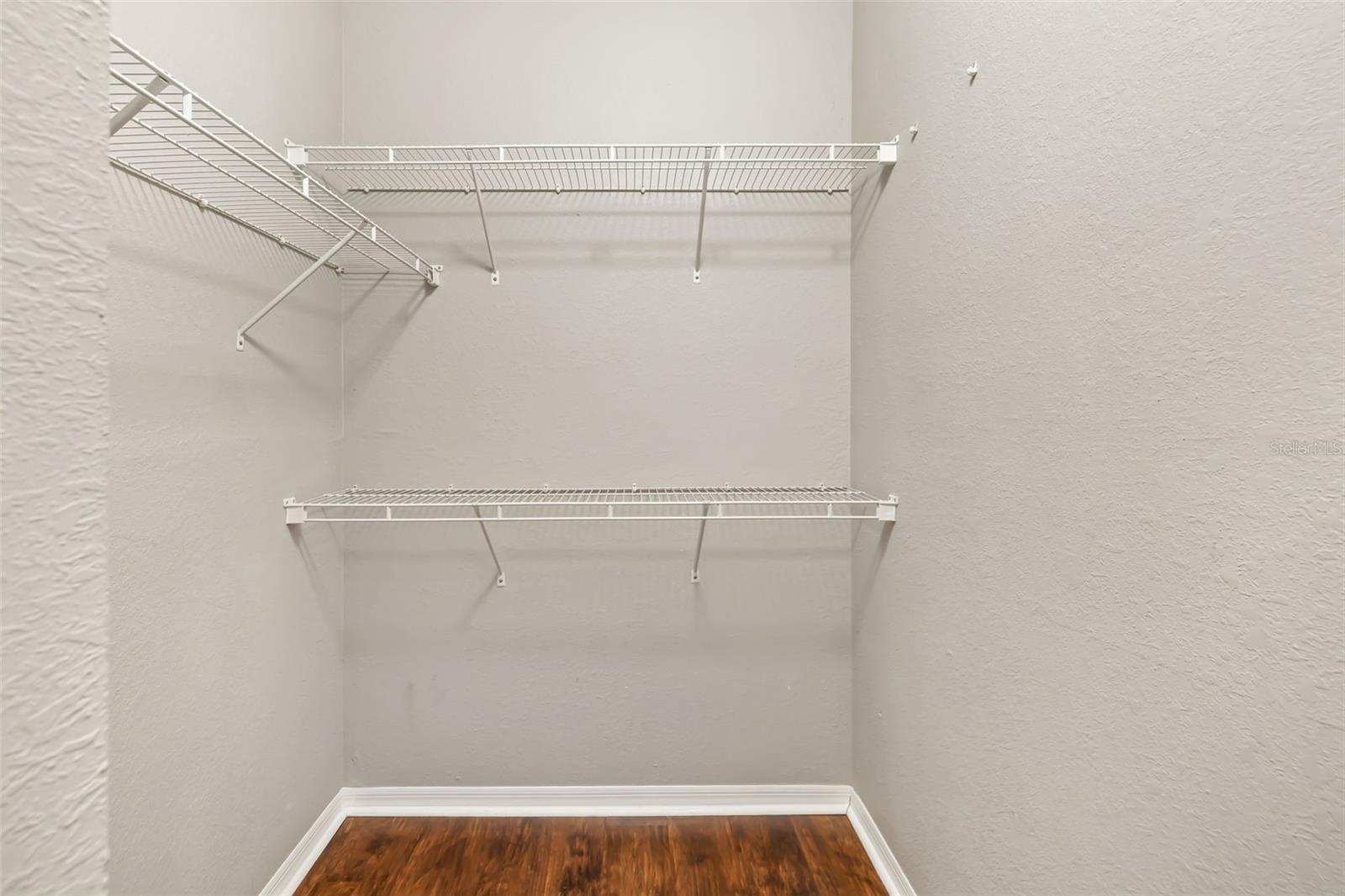 Image 16 of 65 For 5501 Rosehill Road 103