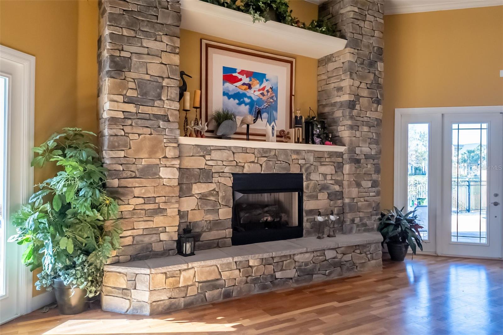 Image 28 of 65 For 5501 Rosehill Road 103