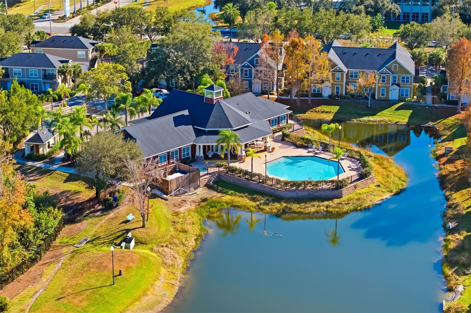 Image 42 of 65 For 5501 Rosehill Road 103