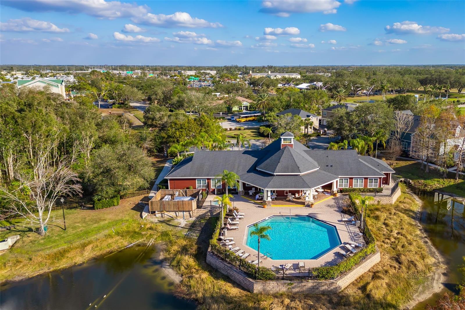 Image 43 of 65 For 5501 Rosehill Road 103