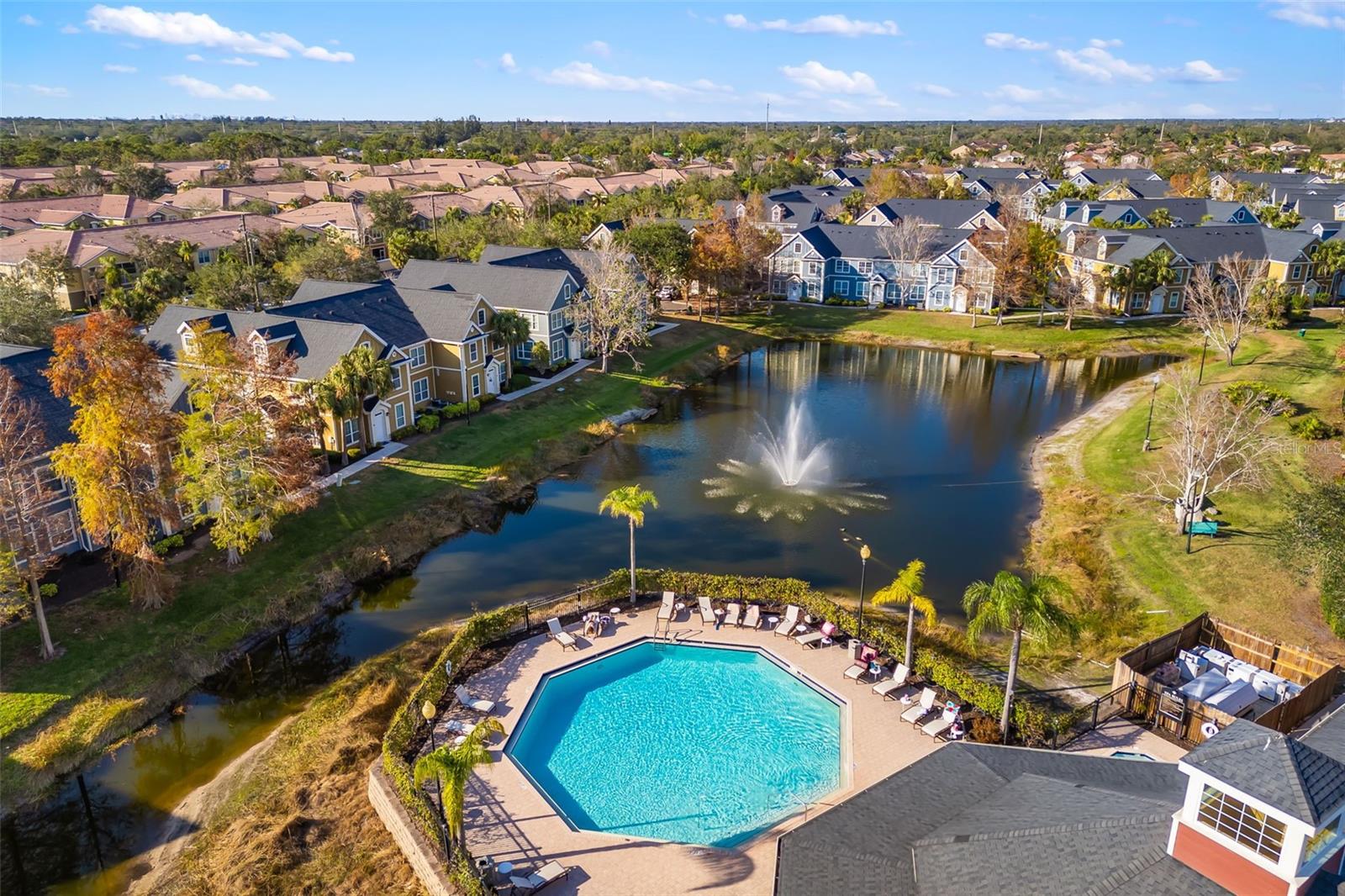 Image 46 of 65 For 5501 Rosehill Road 103