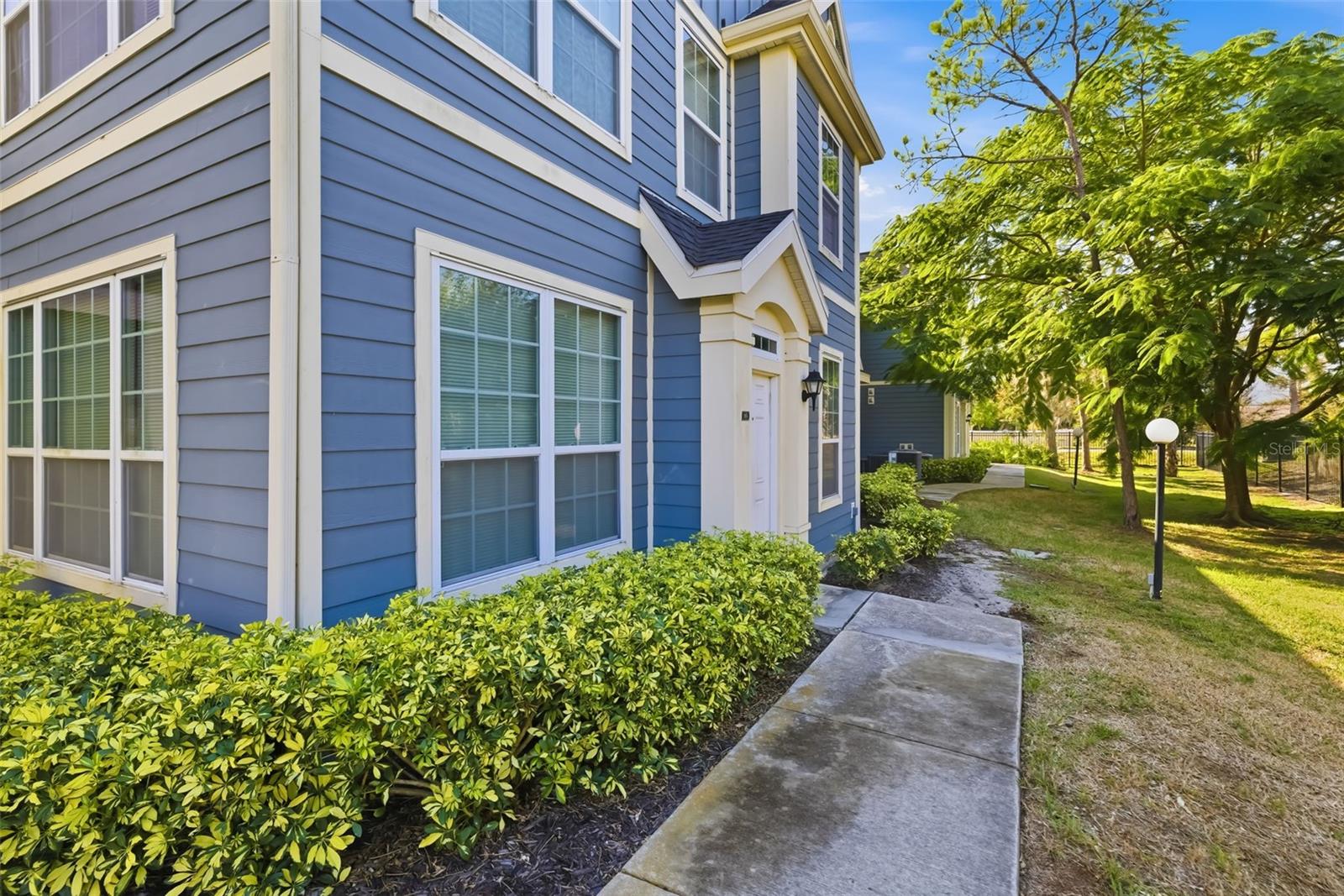 Image 53 of 65 For 5501 Rosehill Road 103