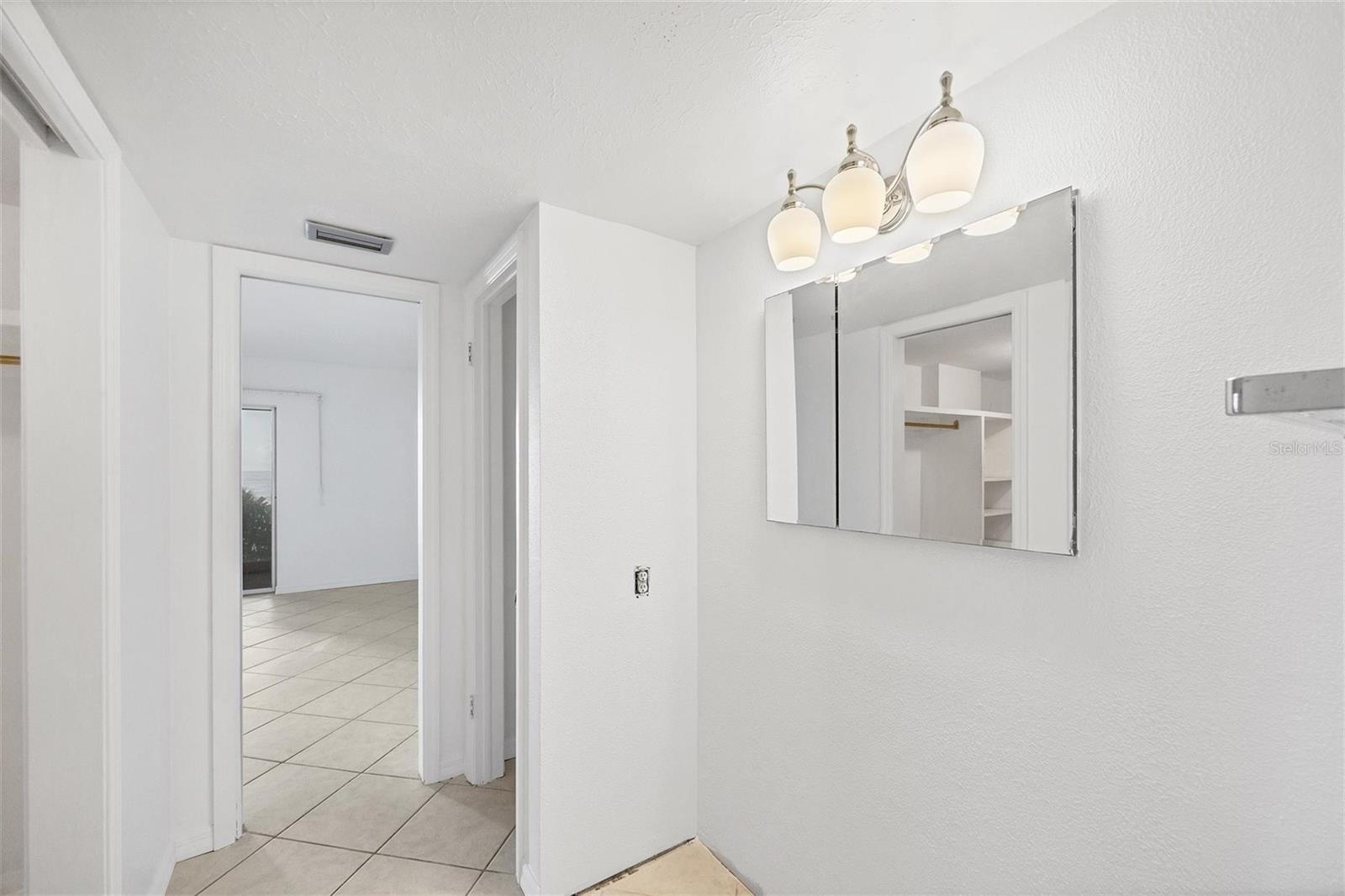 Image 35 of 50 For 2110 Benjamin Franklin Drive 303