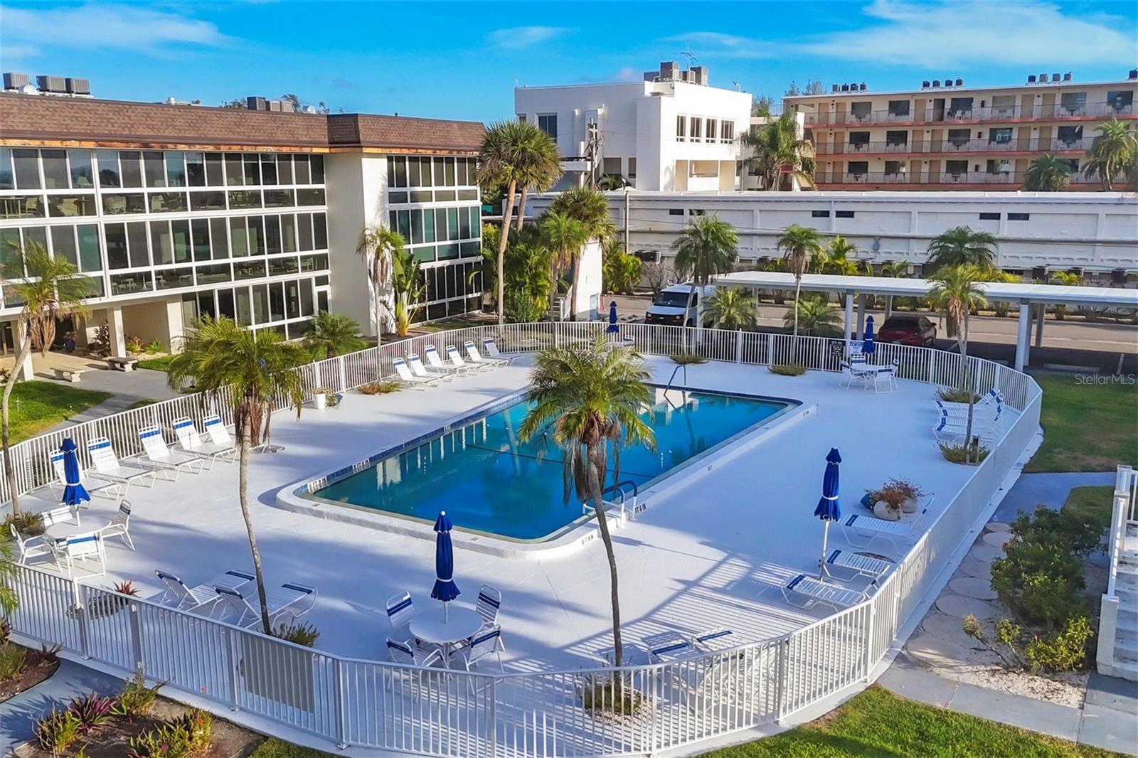 Image 42 of 50 For 2110 Benjamin Franklin Drive 303