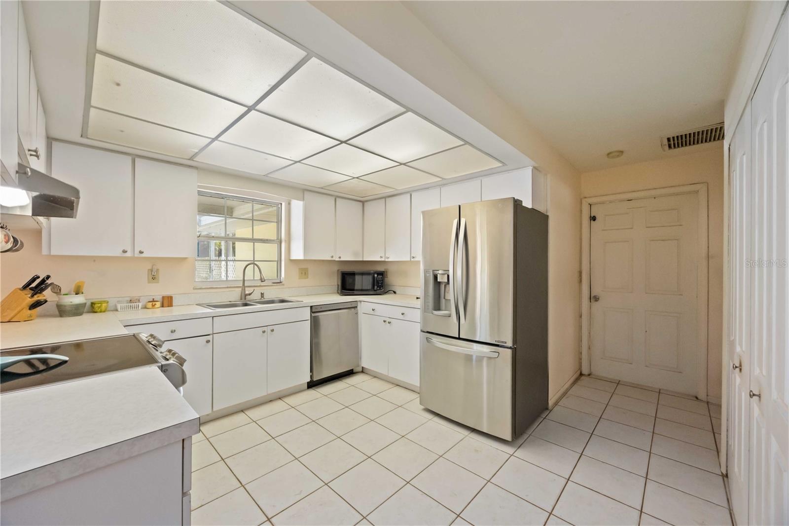 Image 13 of 33 For 5753 33rd Street E