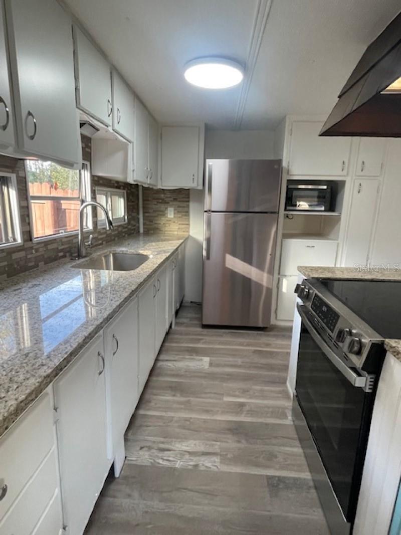 Image 15 of 23 For 1647 Flounder Street