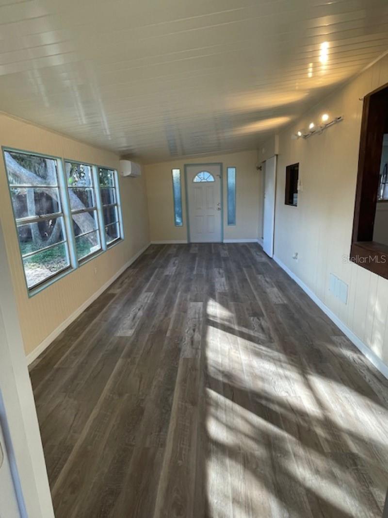 Image 18 of 23 For 1647 Flounder Street