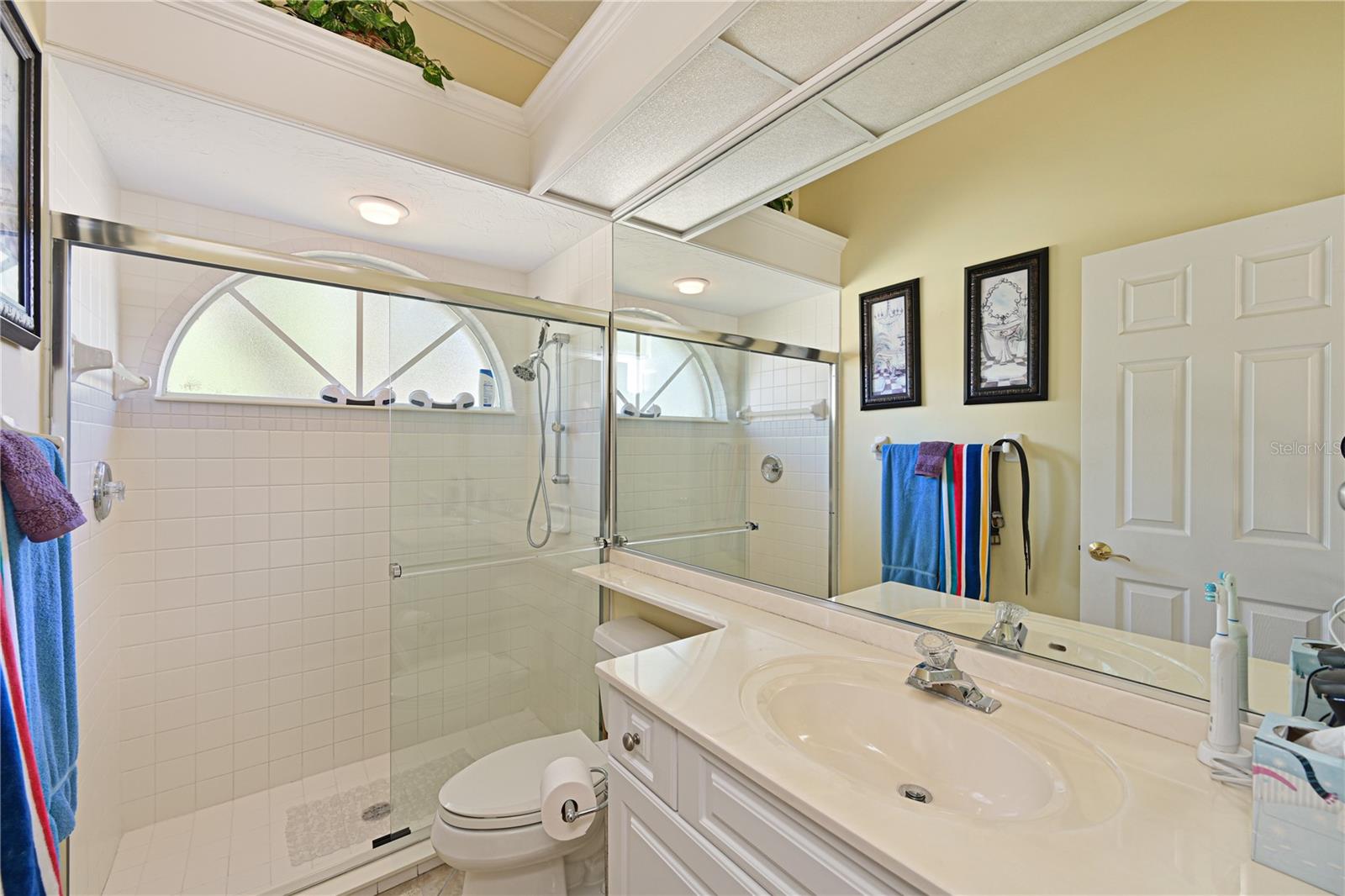 Image 22 of 43 For 6602 Tallmast Circle