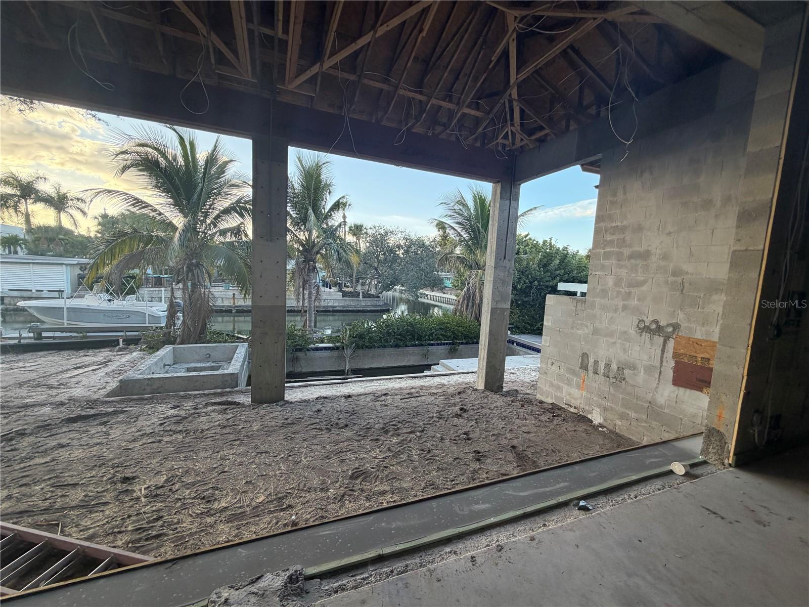 Image 16 of 41 For 4644 Higel Avenue