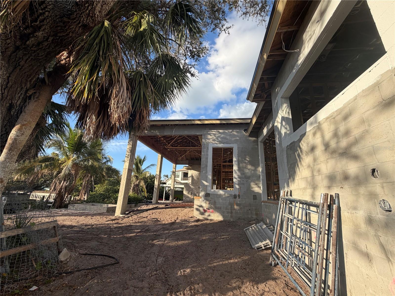 Image 32 of 41 For 4644 Higel Avenue