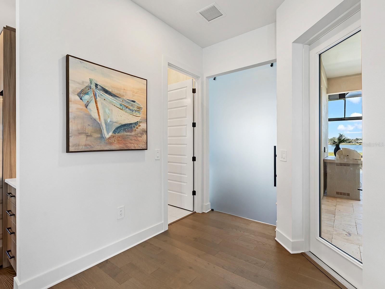 Image 22 of 80 For 7919 Waterbend Trail