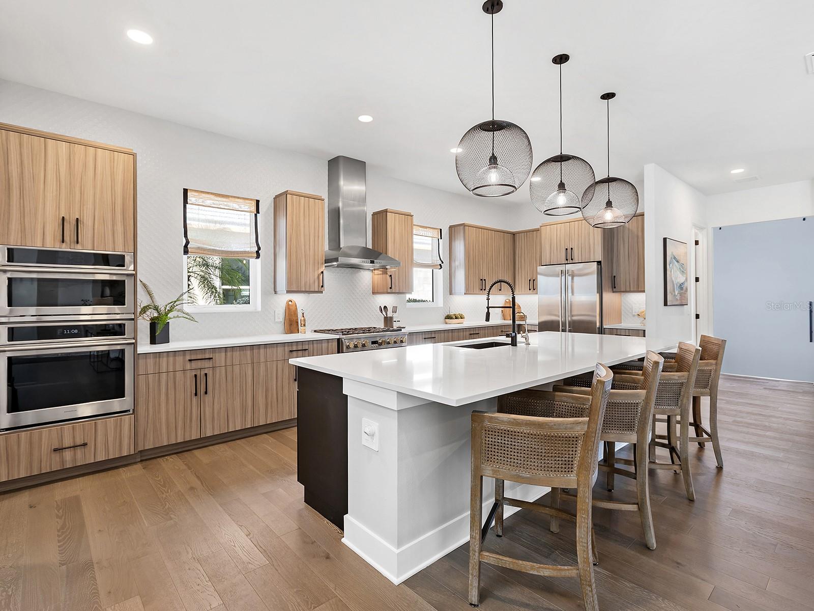 Image 9 of 80 For 7919 Waterbend Trail