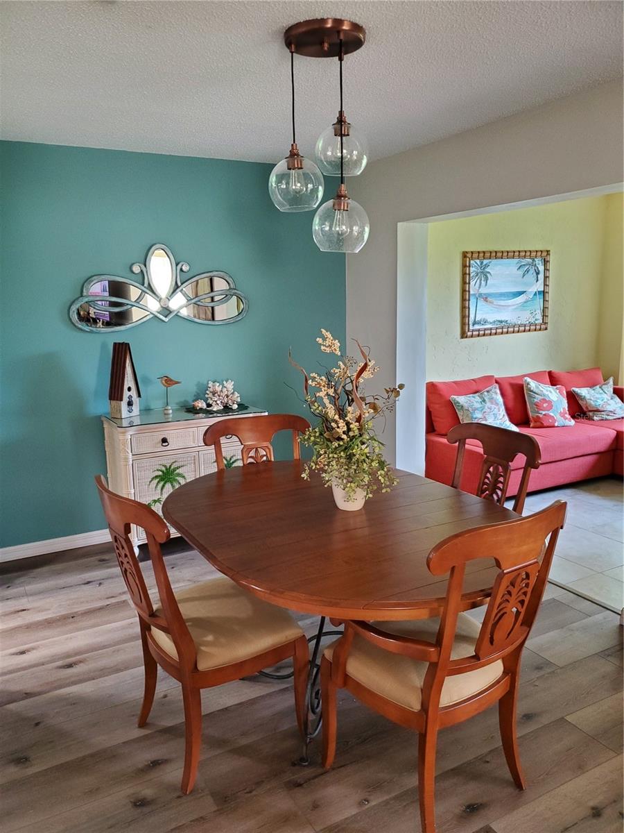 Image 14 of 36 For 6902 11th Avenue W Na