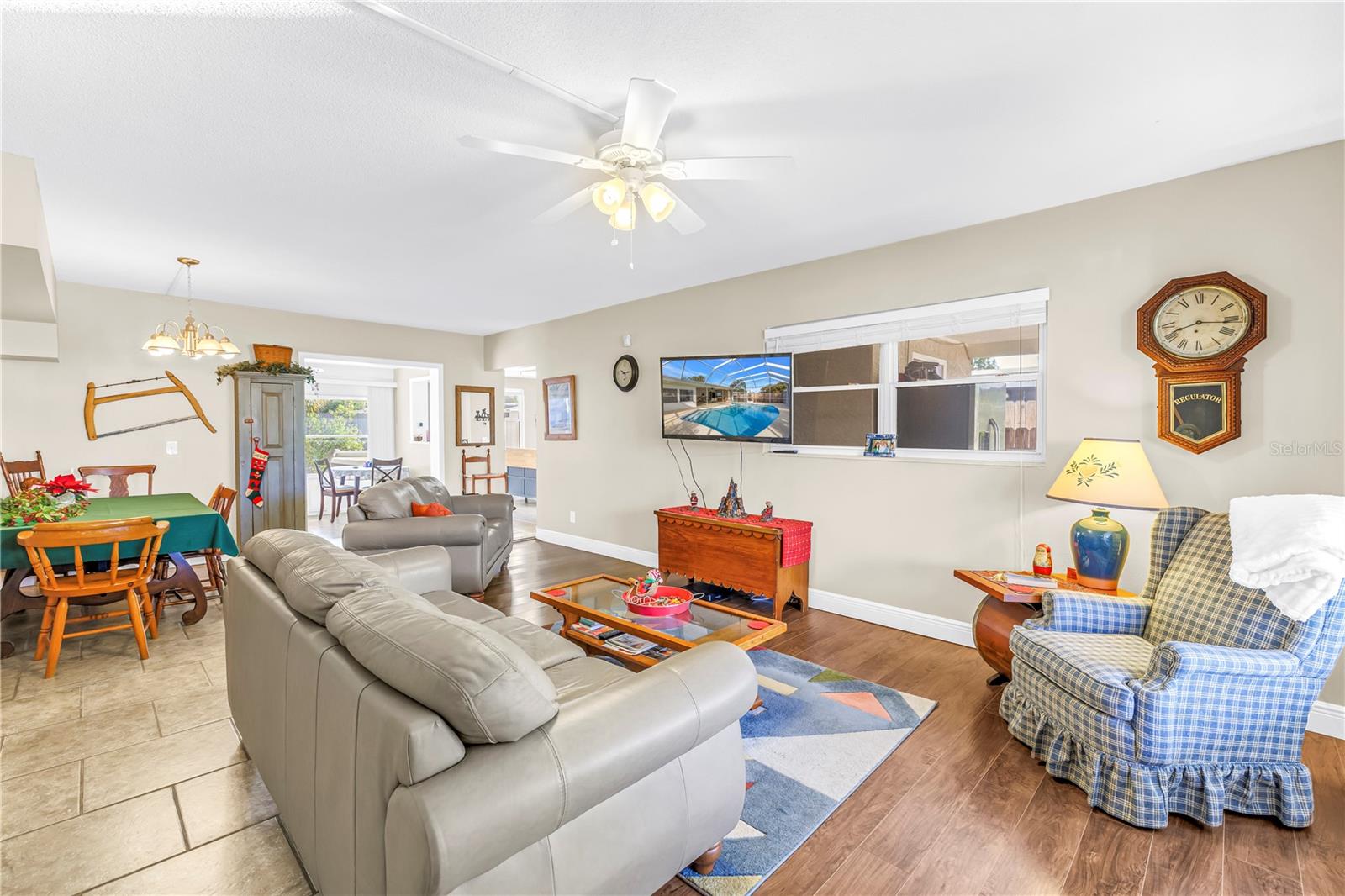 Image 11 of 53 For 5807 24th Street W