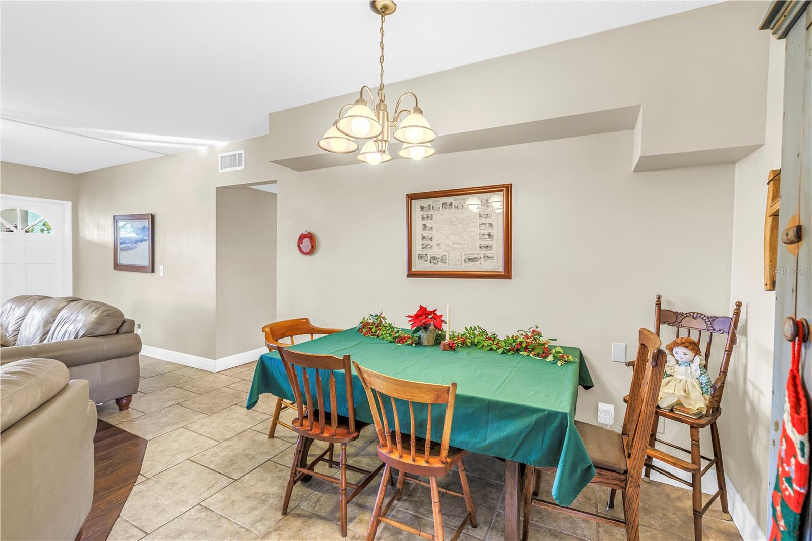 Image 12 of 53 For 5807 24th Street W