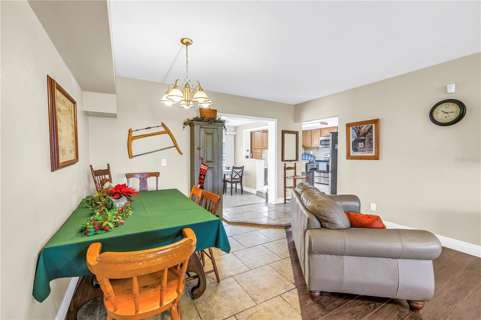 Image 13 of 53 For 5807 24th Street W