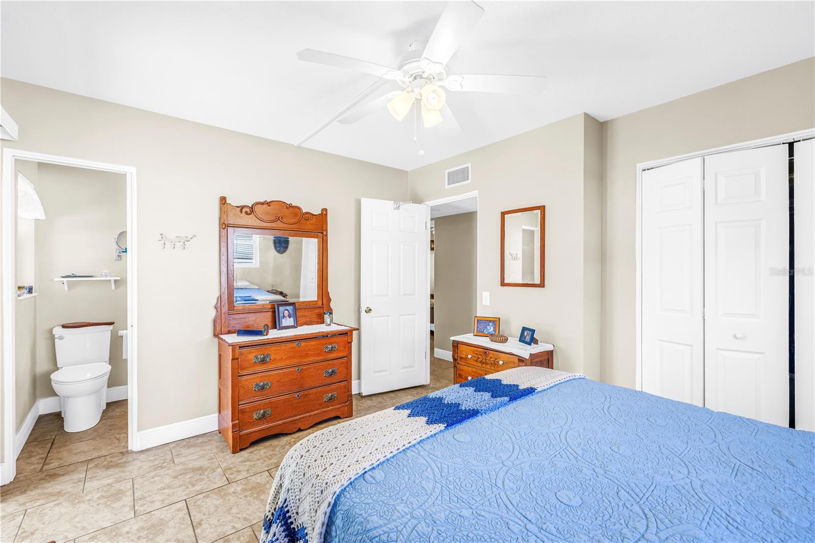 Image 22 of 53 For 5807 24th Street W