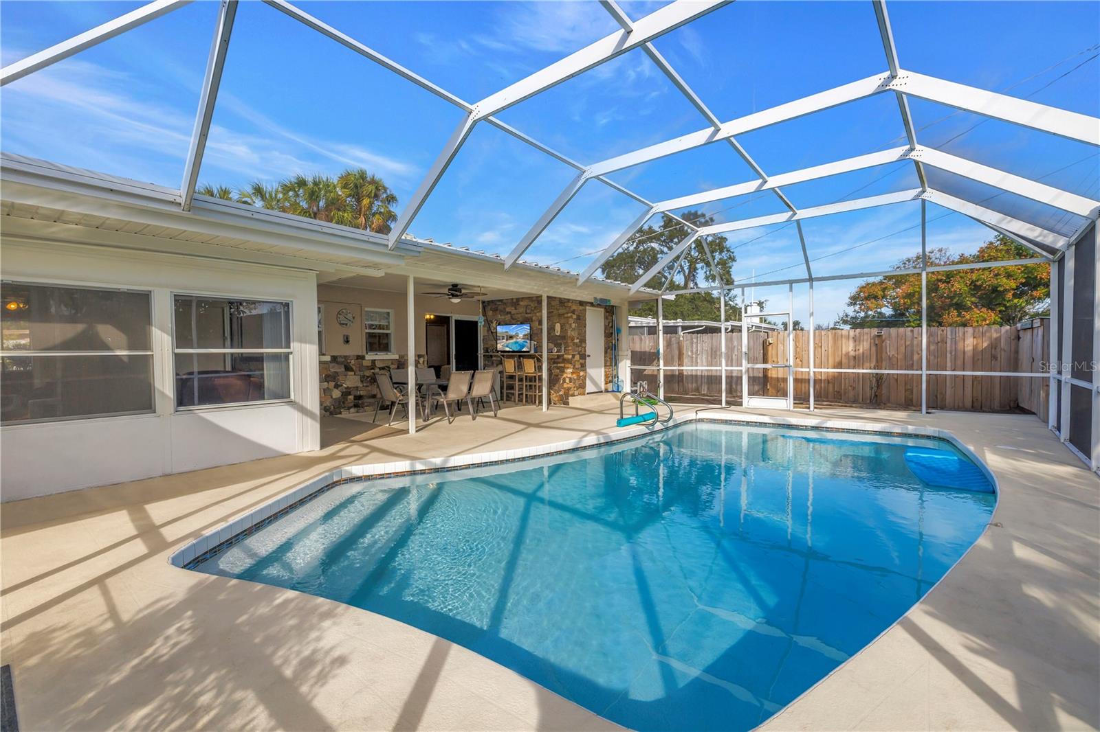 Image 37 of 53 For 5807 24th Street W