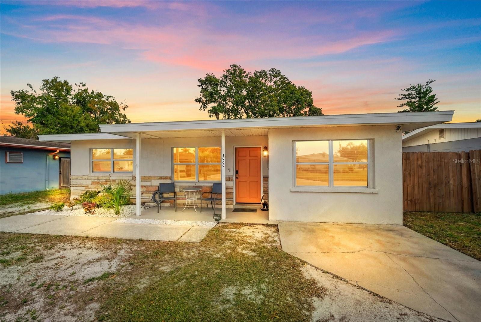 Details for 1909 27th Street W, BRADENTON, FL 34205