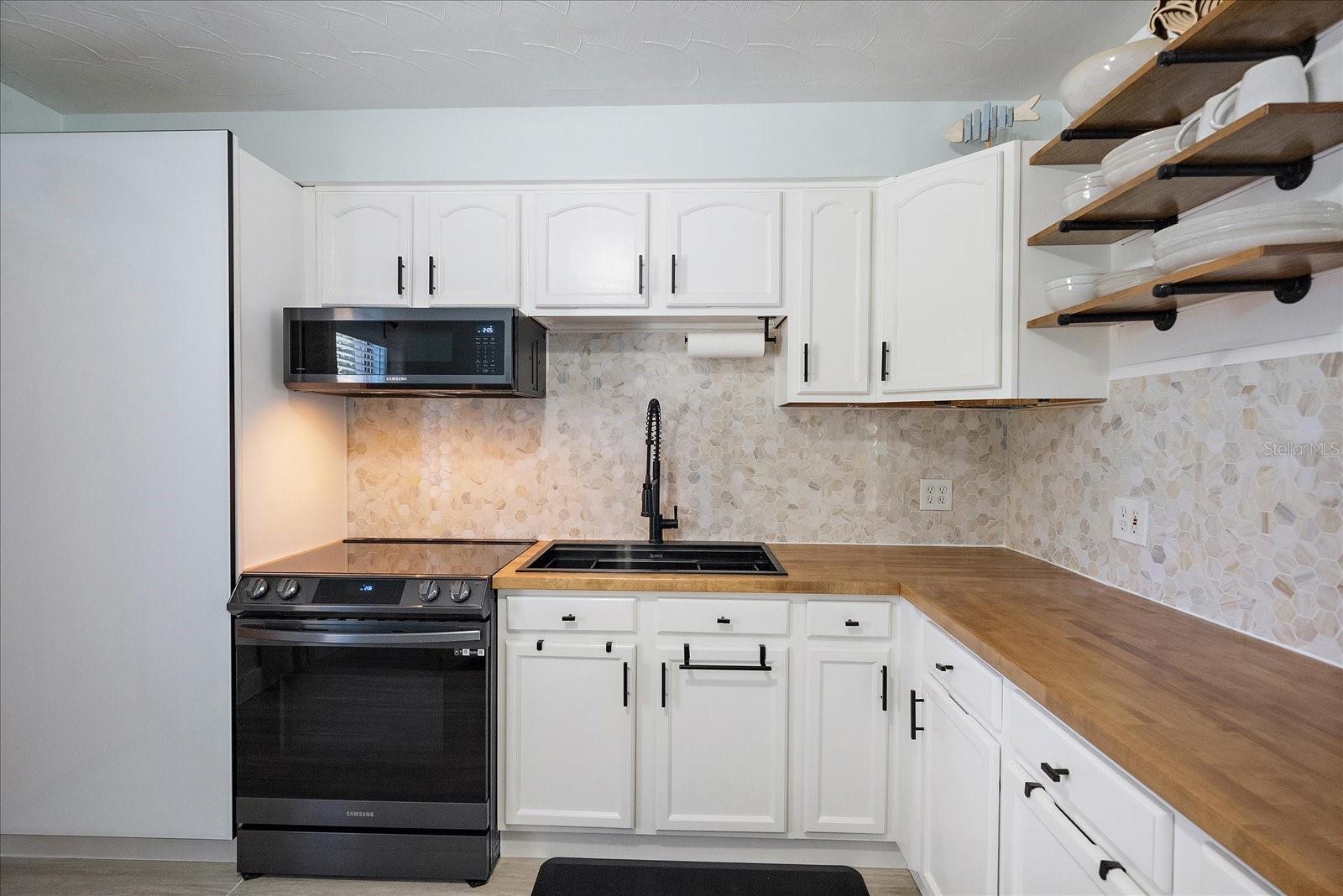 Image 11 of 40 For 1909 27th Street W