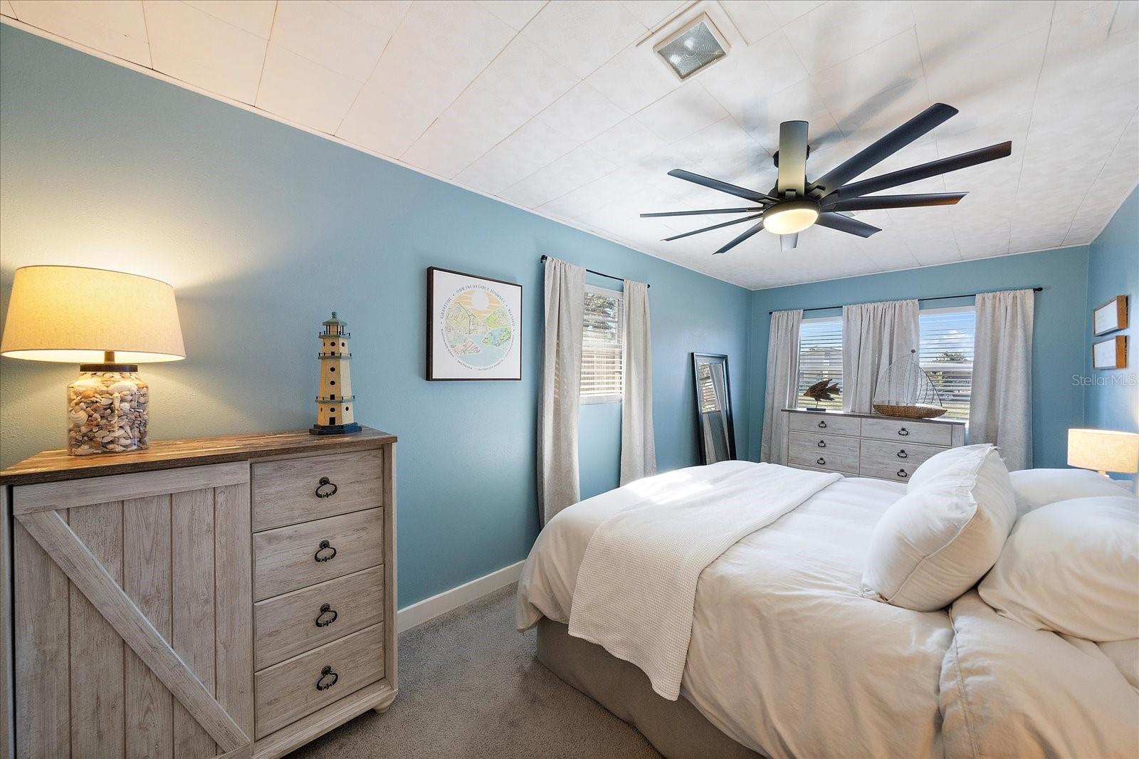 Image 18 of 40 For 1909 27th Street W