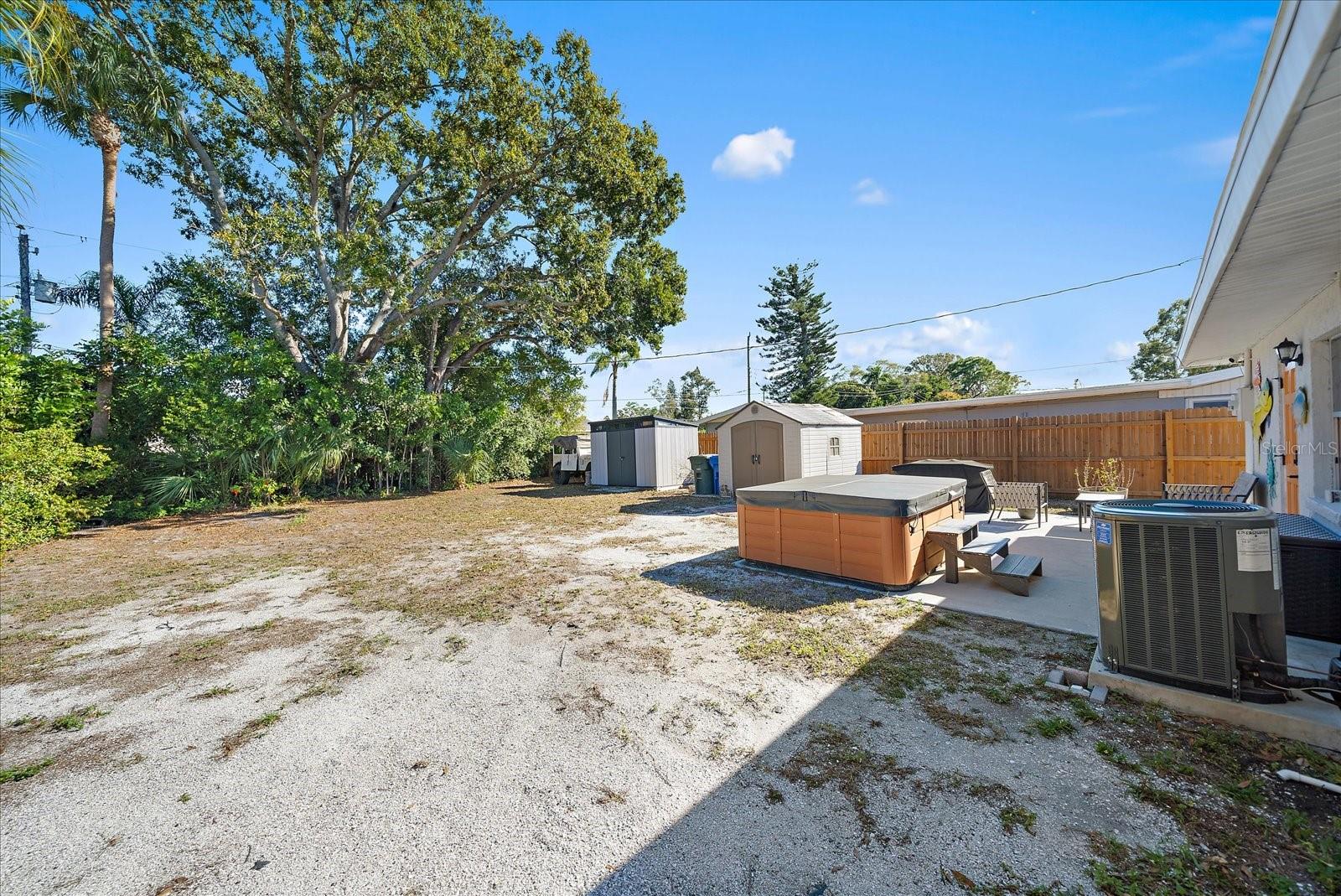 Image 32 of 40 For 1909 27th Street W