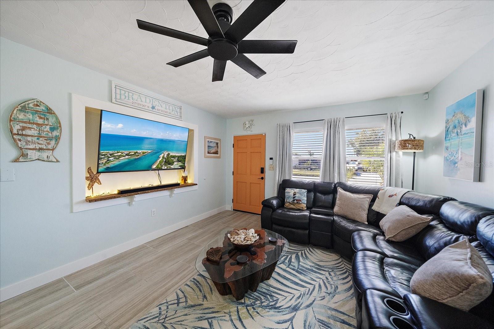 Image 7 of 40 For 1909 27th Street W