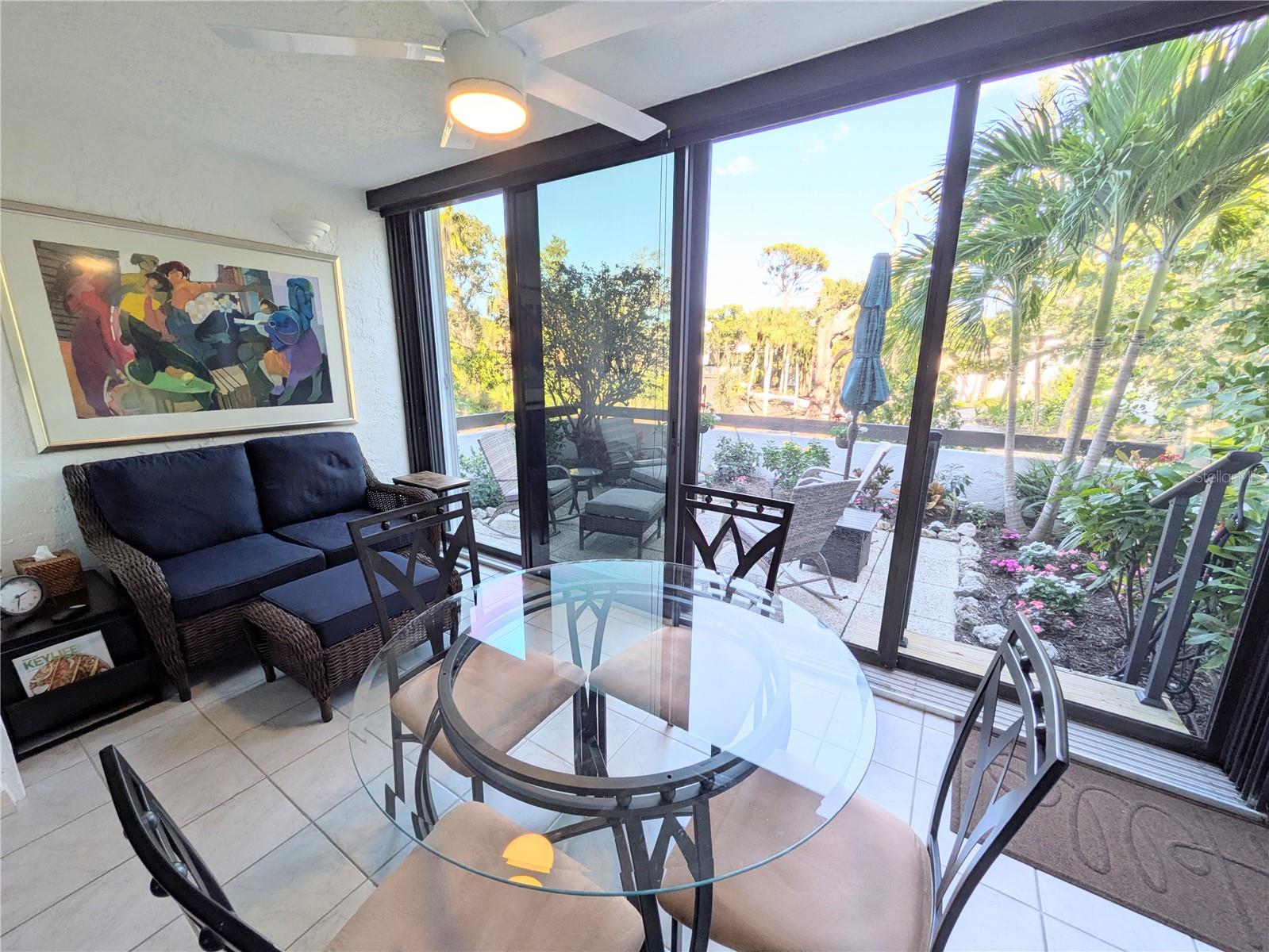 Image 15 of 35 For 747 Bayport Way