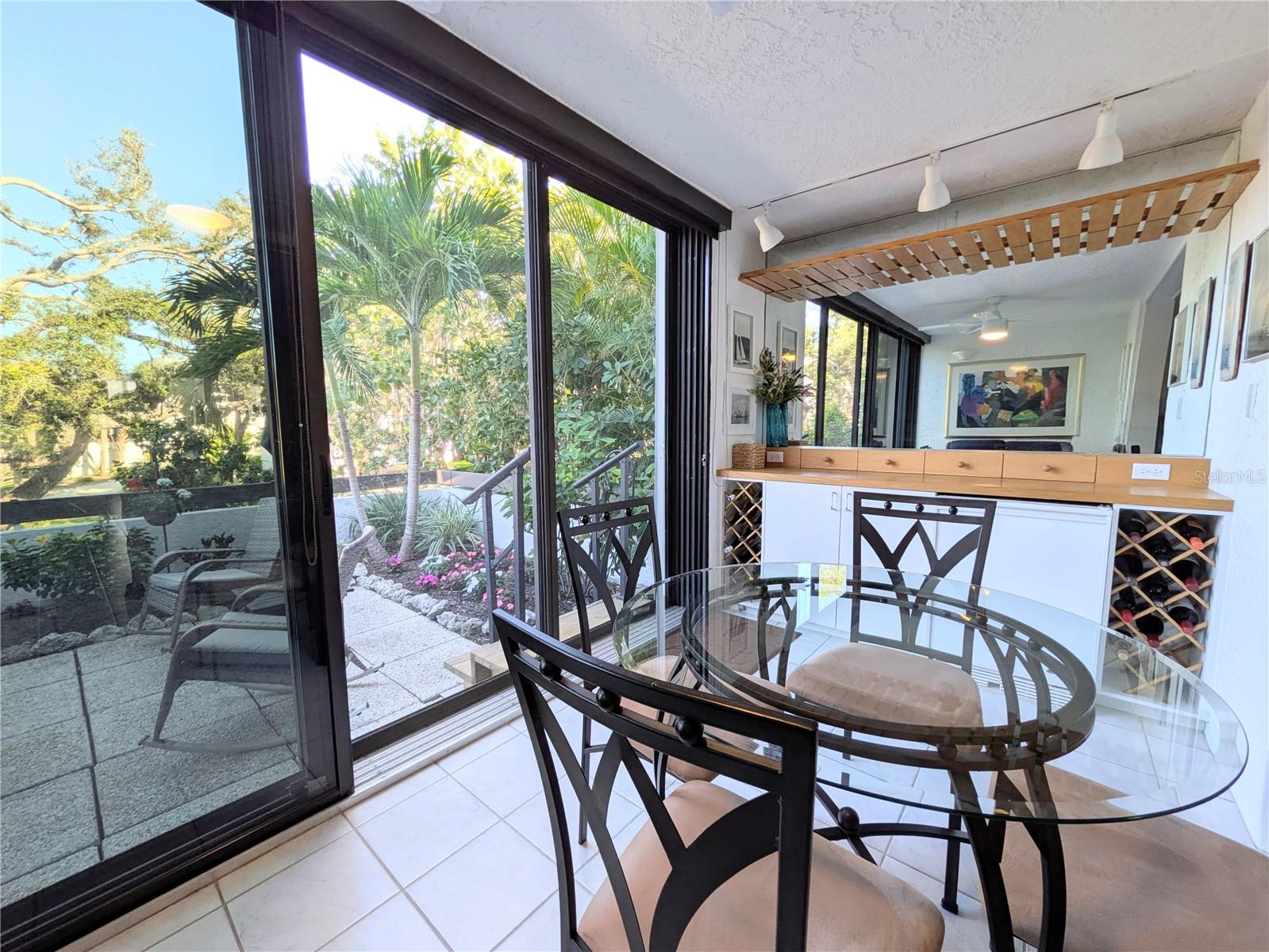 Image 16 of 35 For 747 Bayport Way