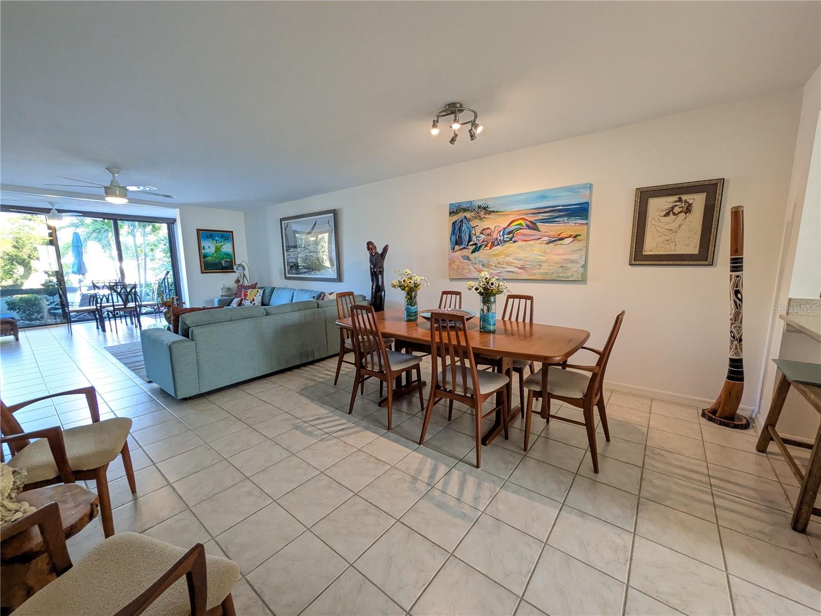 Image 5 of 35 For 747 Bayport Way