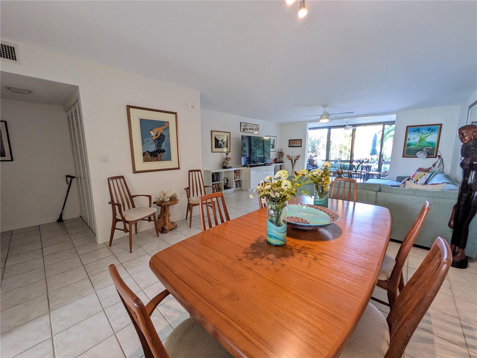 Image 8 of 35 For 747 Bayport Way