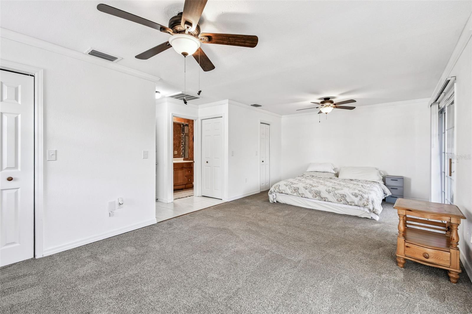 Image 17 of 59 For 4119 5th Avenue W